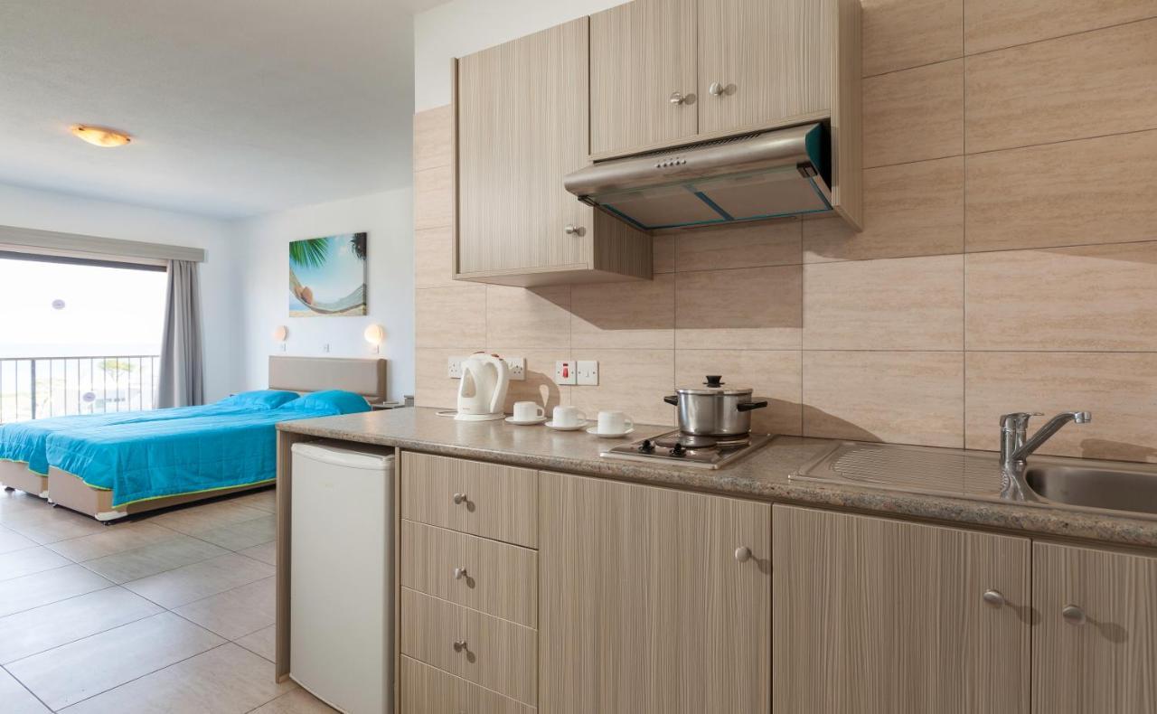 Penelope Beach Hotel Apts 프로타라스 외부 사진