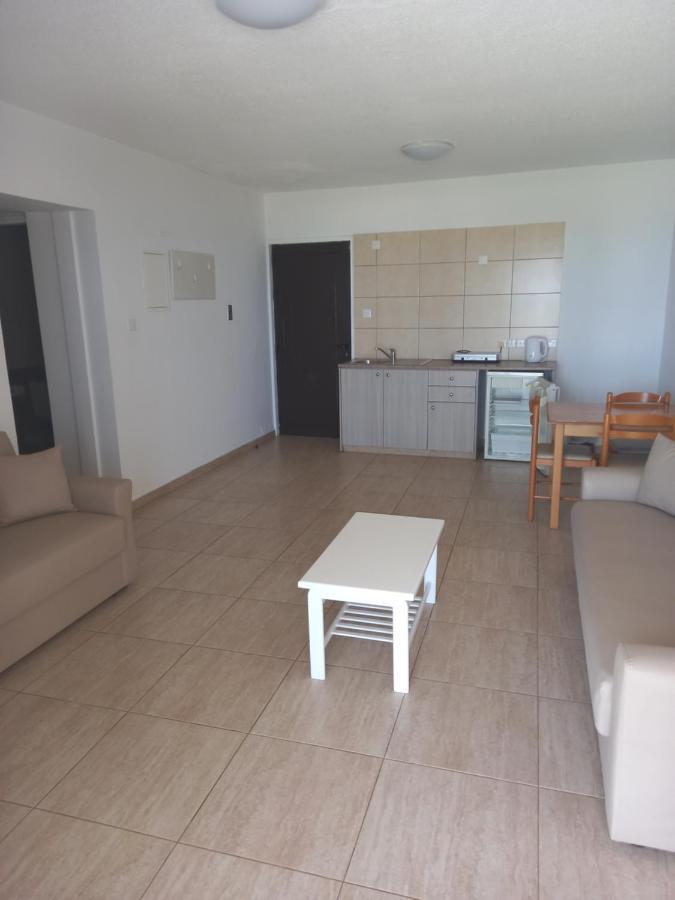Penelope Beach Hotel Apts 프로타라스 외부 사진
