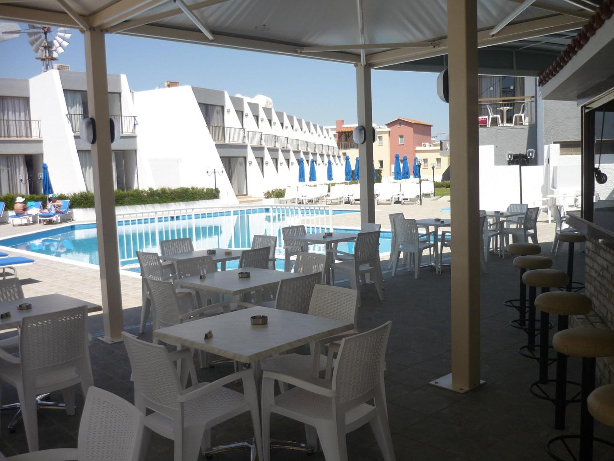 Penelope Beach Hotel Apts 프로타라스 외부 사진